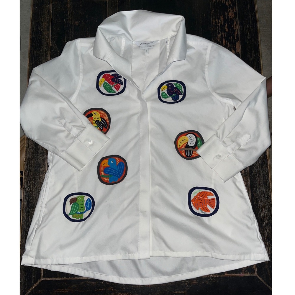 Foxcroft NYC Heritage Non-Iron White Embroidered Tropical Bird Fish Shirt Size 6